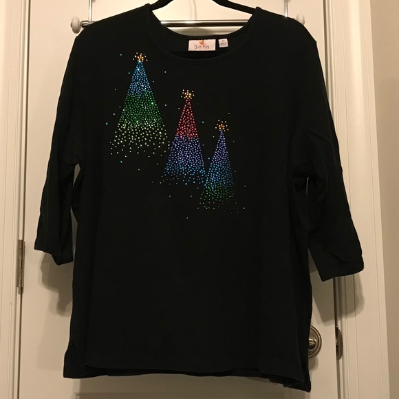 QF black holiday 3/4 sleeve top with 3 ombréd Christmas trees — sparkly! (2X) - Picture 2 of 16